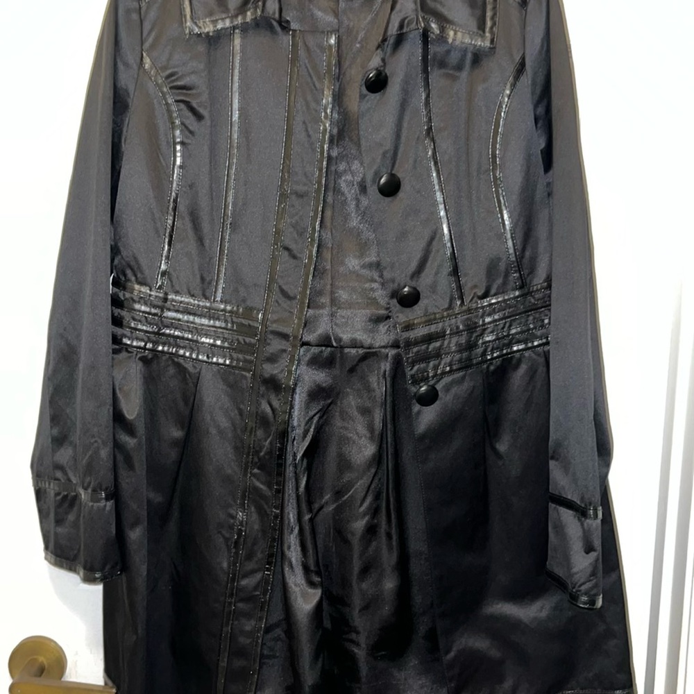 Stylish Arden B Black Coat with Button Details